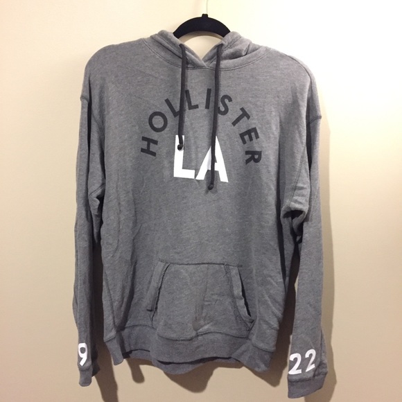 Hollister Sweaters - Hollister oversized hoodie